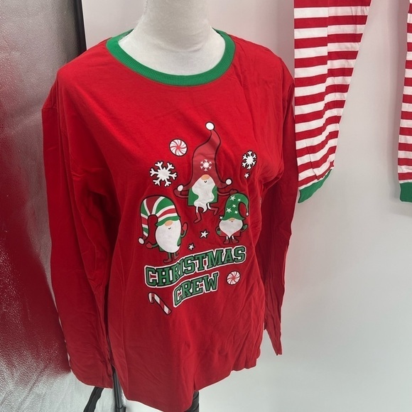 Matching Pajama Sets for Family/Couples – Size L - Picture 4 of 4